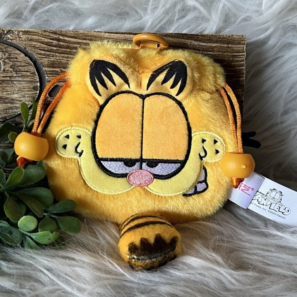 Garfield and Friends Plush Coin Bag or Earphones Bag 10cm